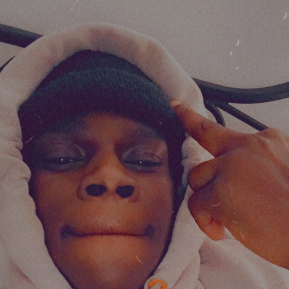 Meet your Posher, Blake - Picture 1 of 1